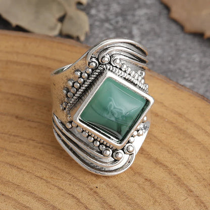 Vintage Green Stone Women's Ring